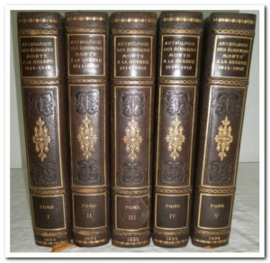 ANTHOLOGIE DES ÉCRIVAINS MORTS A LA GUERRE (1914-1918). Publiée par l' Association des écrivains combattants. (5 volumes).