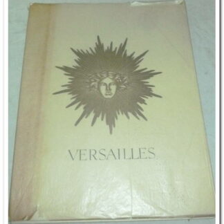 Versailles Patrimoine national, témoin d'art et de grandeur.